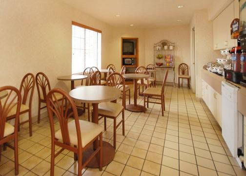 Guesthouse Inn Indianapolis Airport Restaurant photo